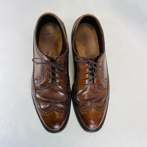 Classic Allen Edmonds MacNeil Brown Leather Wingtips Full Welt - Men’s 10 B main image 8